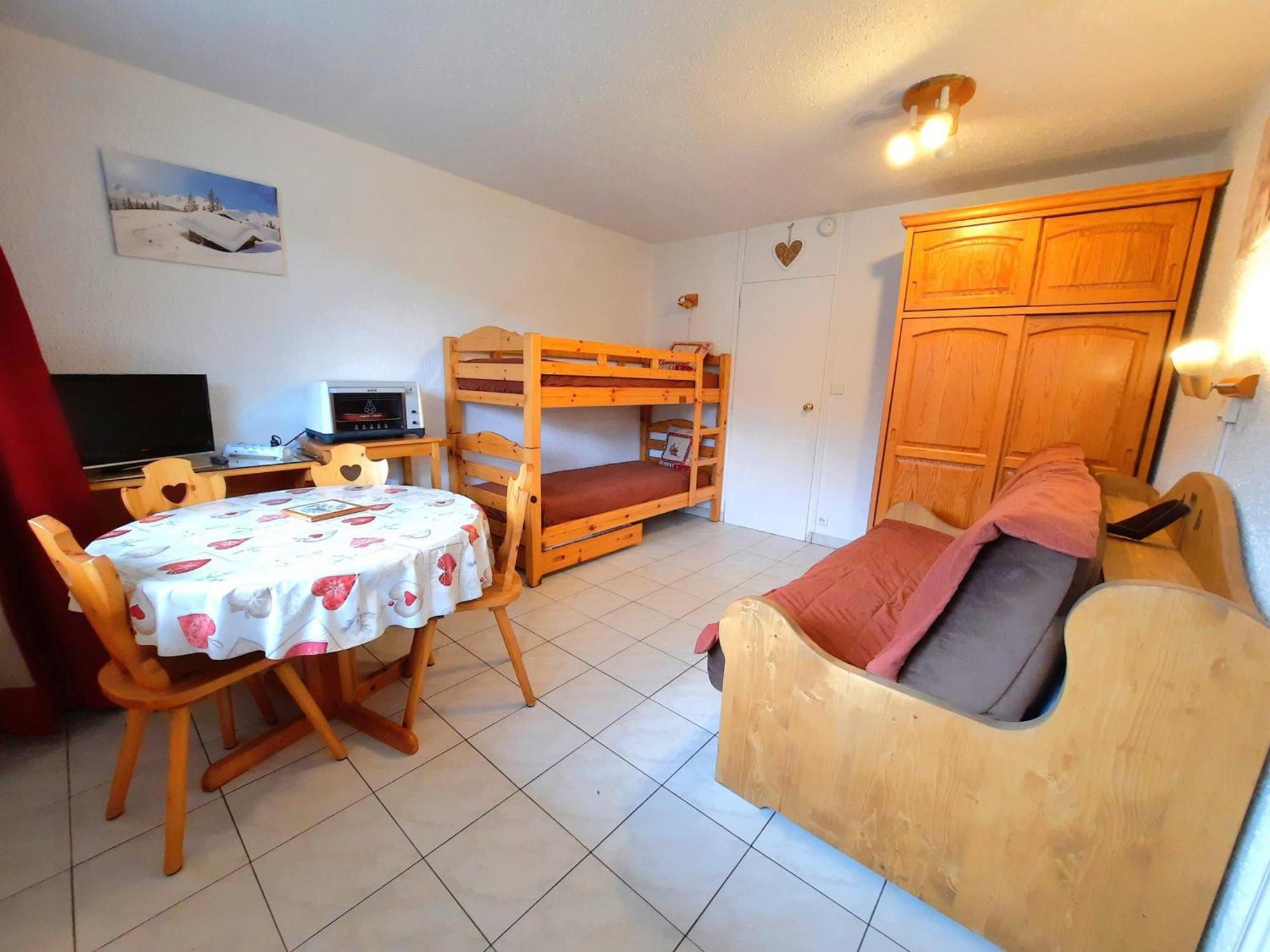Confortable Au Pied Des Pistes, Balcon Sud-ouest, Centre Des Menuires, 3 Pers - Fr-1-452-284 Saint-Martin-de-Belleville